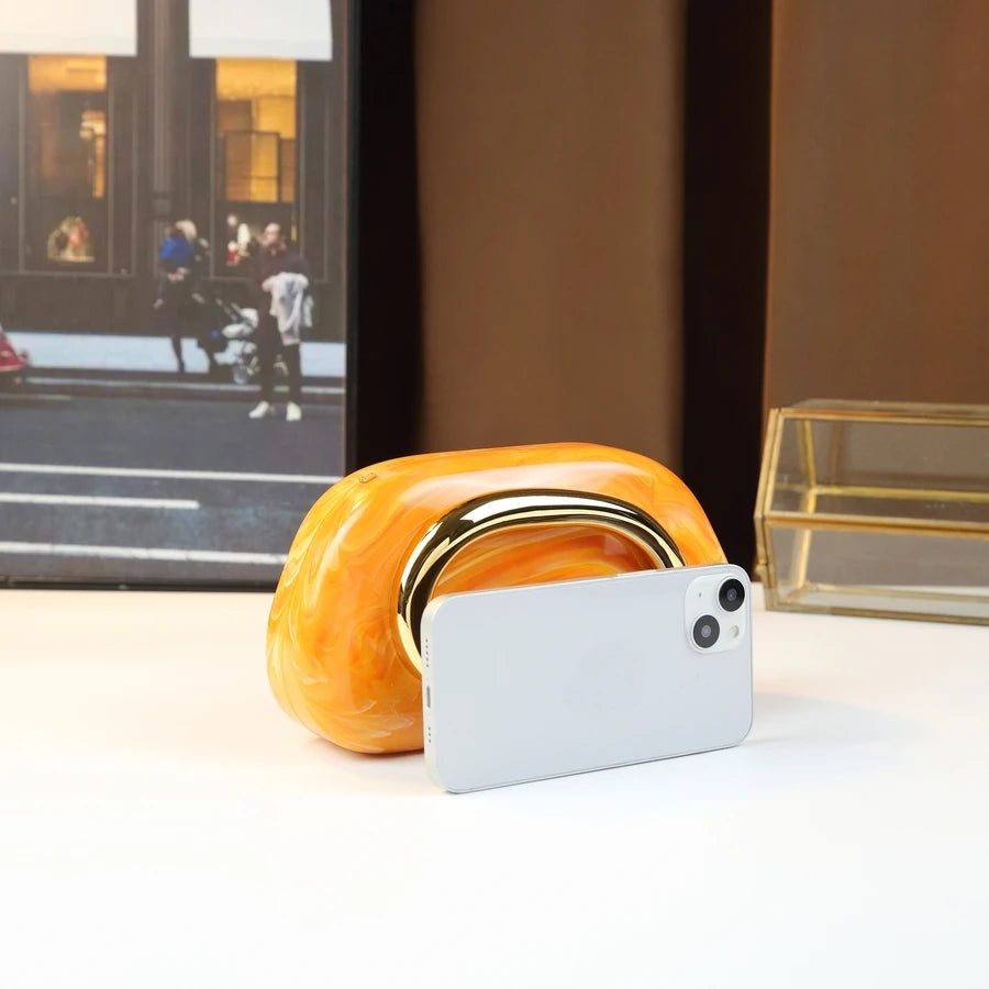 Round Box Acrylic Shoulder Bag with Chain - product photo 4