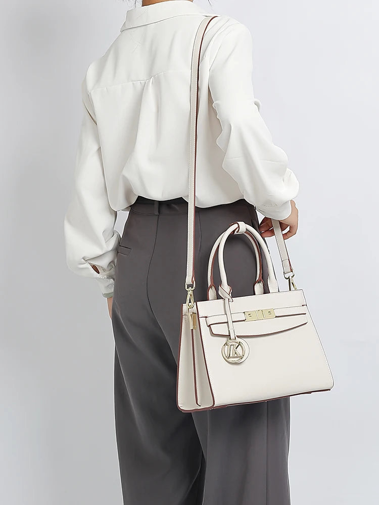 Large-Capacity Crossbody Bag with Tassel - product photo 4