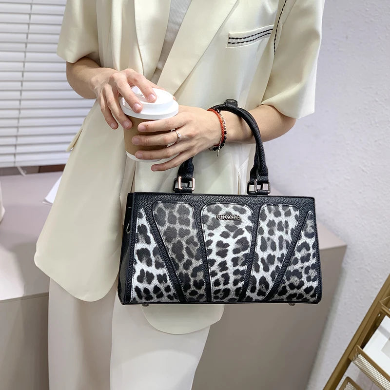 Leopard-Print Crossbody Bag, Animal-Pattern Shoulder Bag - product photo 5