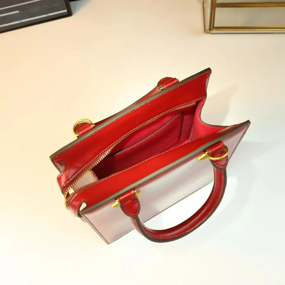 3D Metal Face Handbag, Vintage PU Art Bag - product photo 3