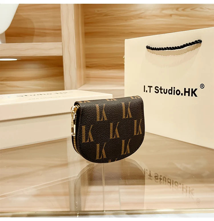 Shell Coin Purse, Mini PVC Card Holder - product photo 5