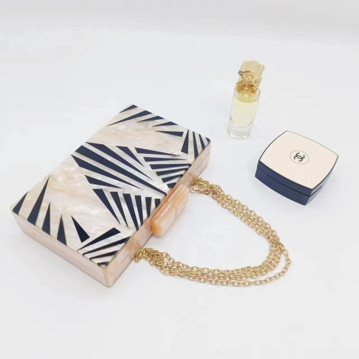Zebra-Pattern Chain Bag, Acrylic Trapeze Purse - product photo 4