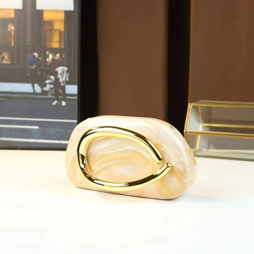Round Box Acrylic Shoulder Bag with Chain - product photo 1