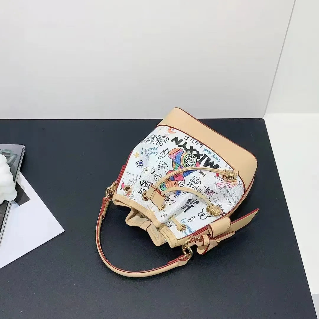 Graffiti Bucket Bag, Cartoon-Print Drawstring Bag - product photo 4