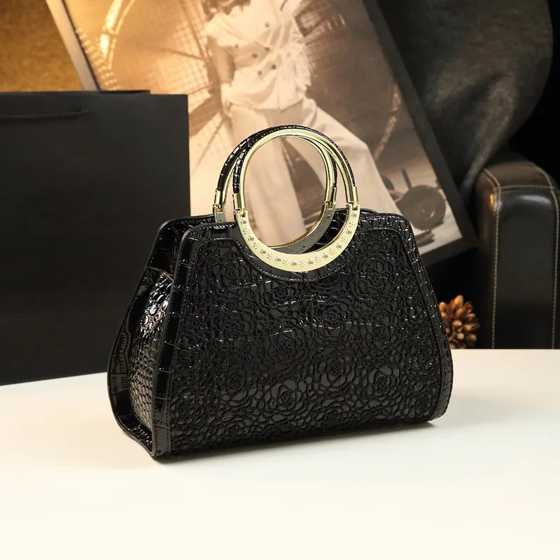 Croc-Pattern Lace Shell Bag, Soft Crossbody Handbag - product photo 3