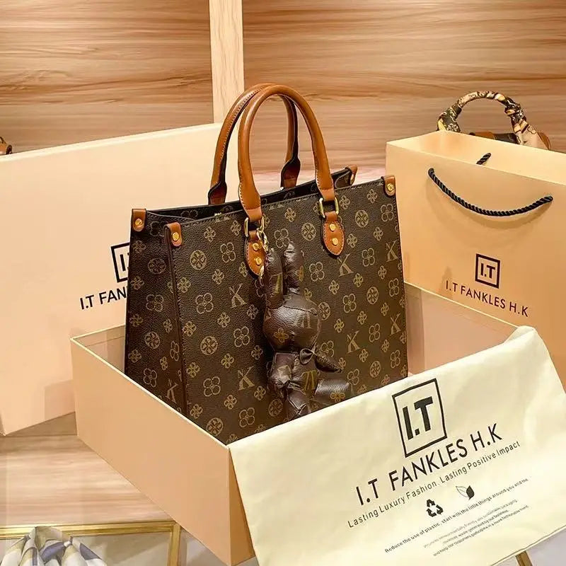 Waterproof PVC Crossbody Tote with Chain - product photo 1