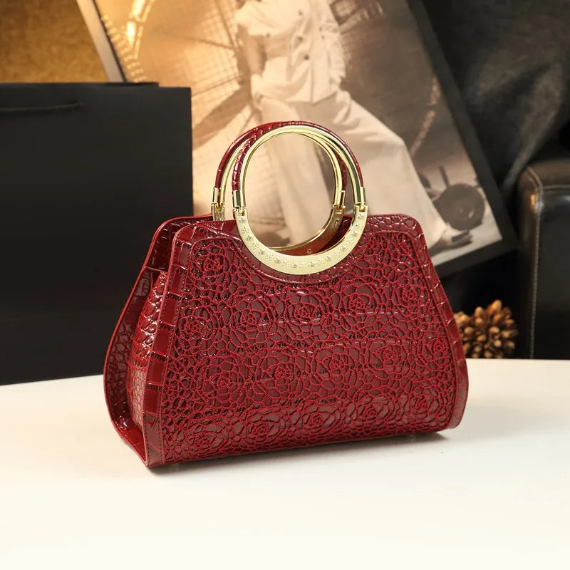 Croc-Pattern Lace Shell Bag, Soft Crossbody Handbag - product photo 1
