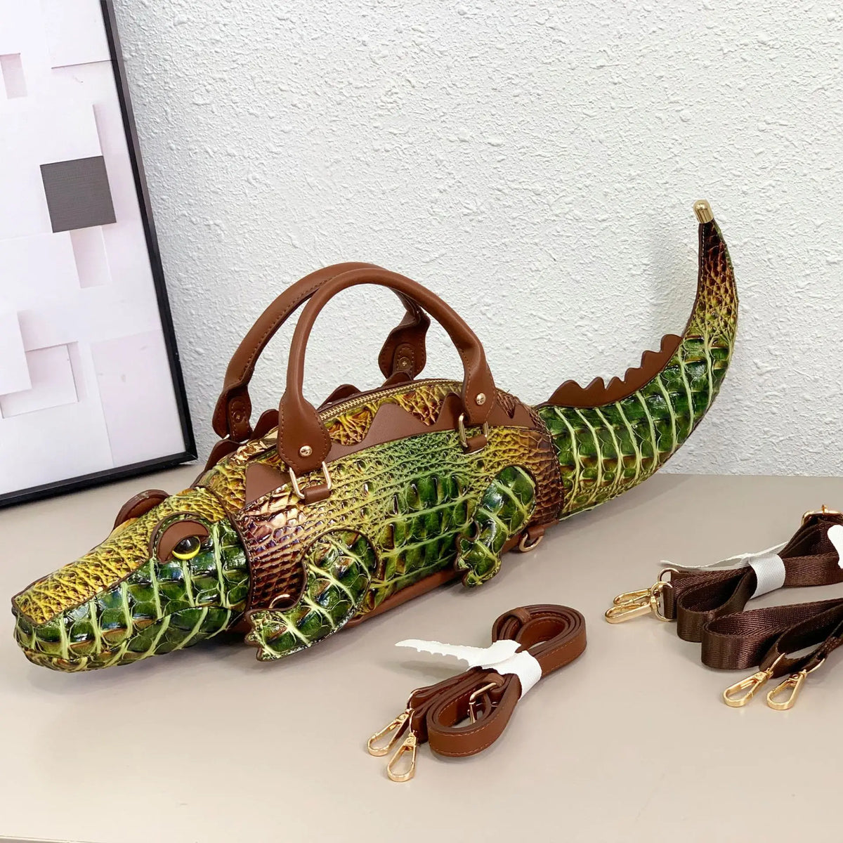 3D Crocodile Shaped Bag, Novelty Top-Handle Purse - product photo 1
