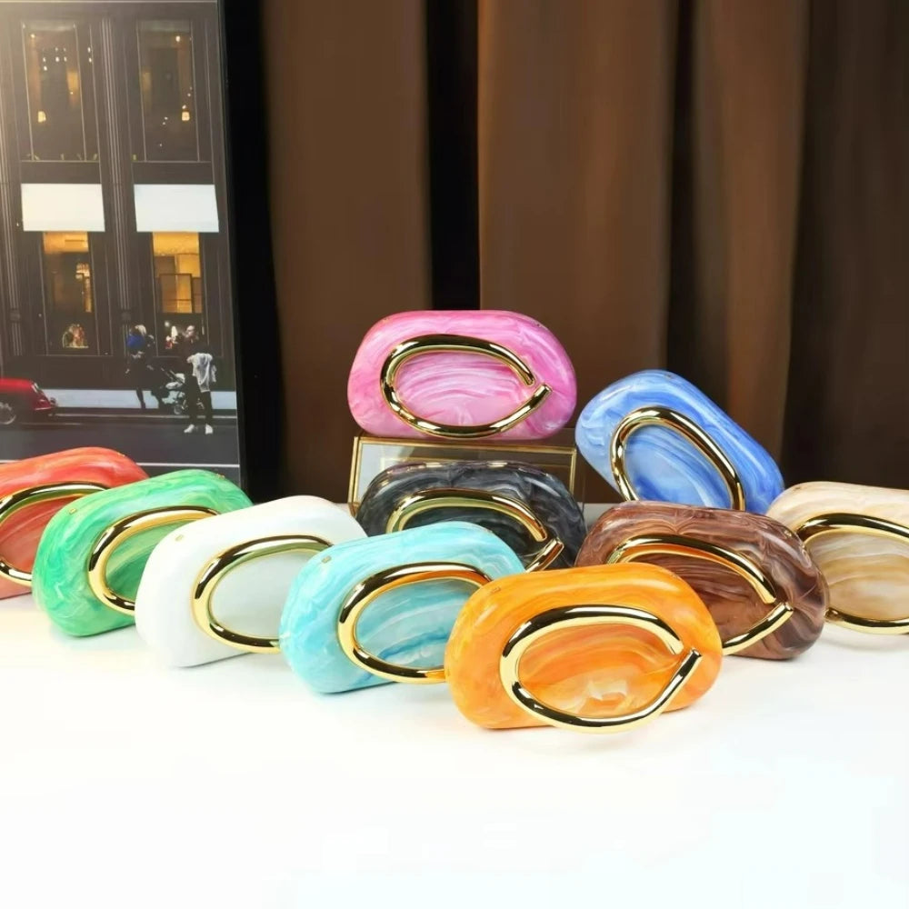 Round Box Acrylic Shoulder Bag with Chain - product photo 2